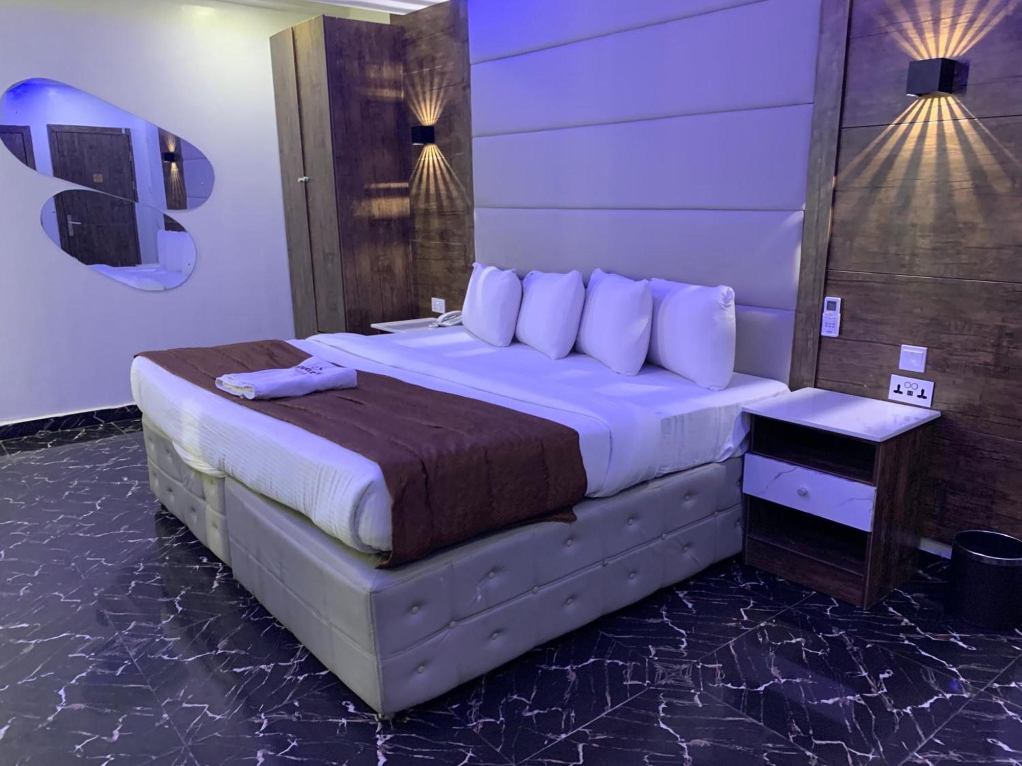 Presken Kuramo Waters Hotel Lagos Ngoại thất bức ảnh